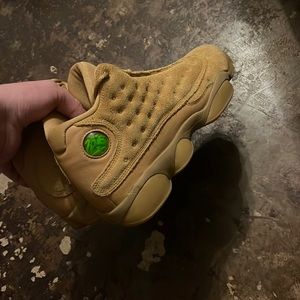 RARE- air jordan 13 retro 'wheat' size 7y